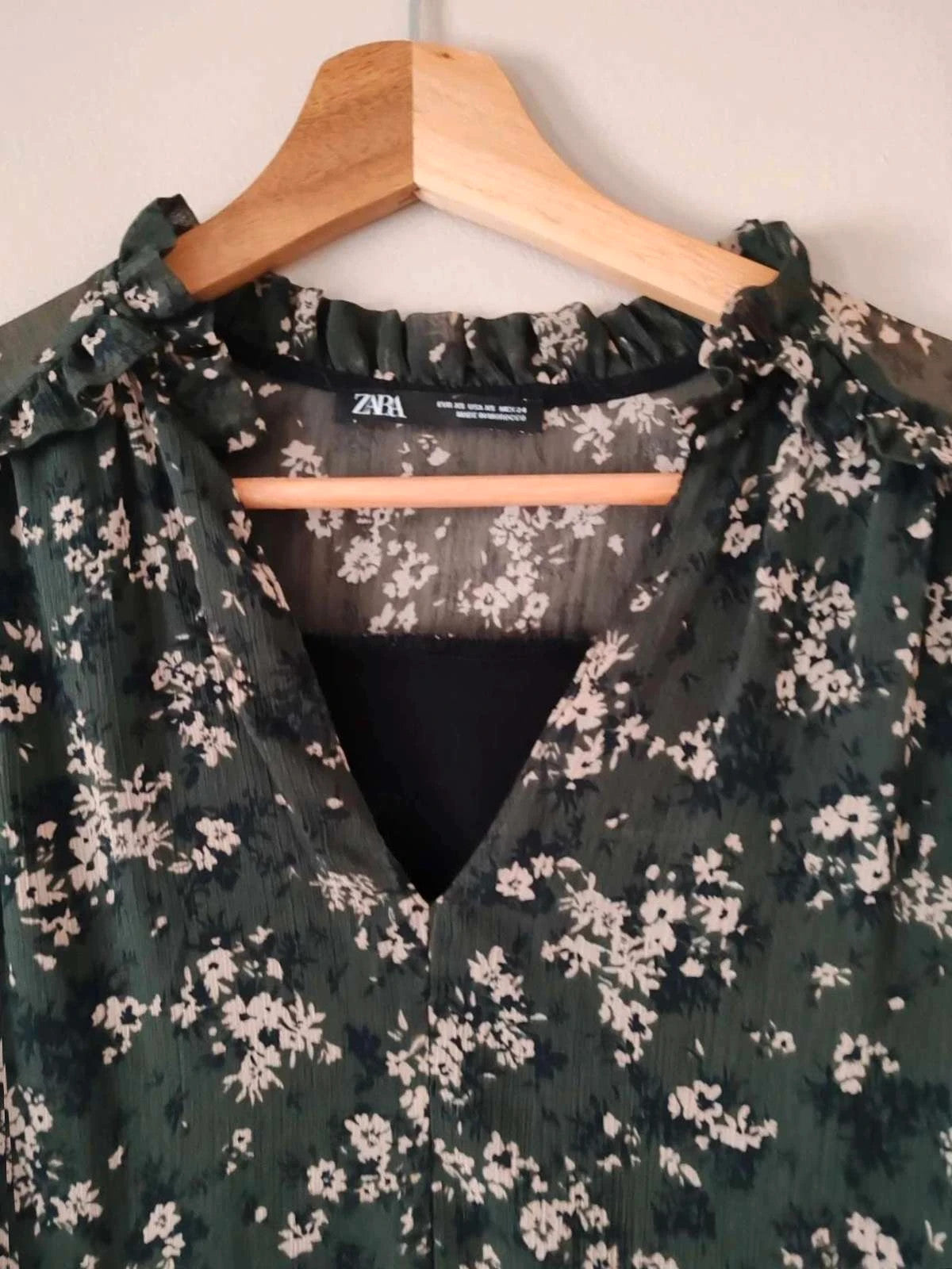 Robe fleurie Zara taille XS