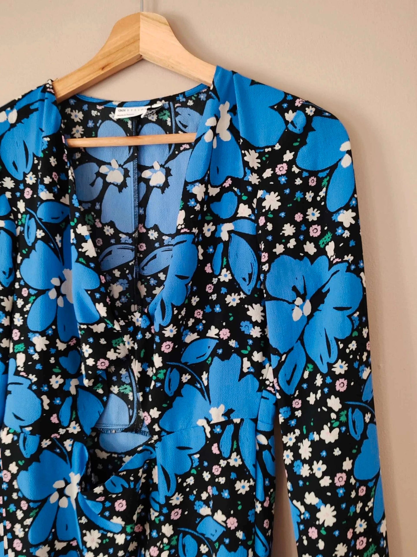 Robe longue ouvert devant Asos
