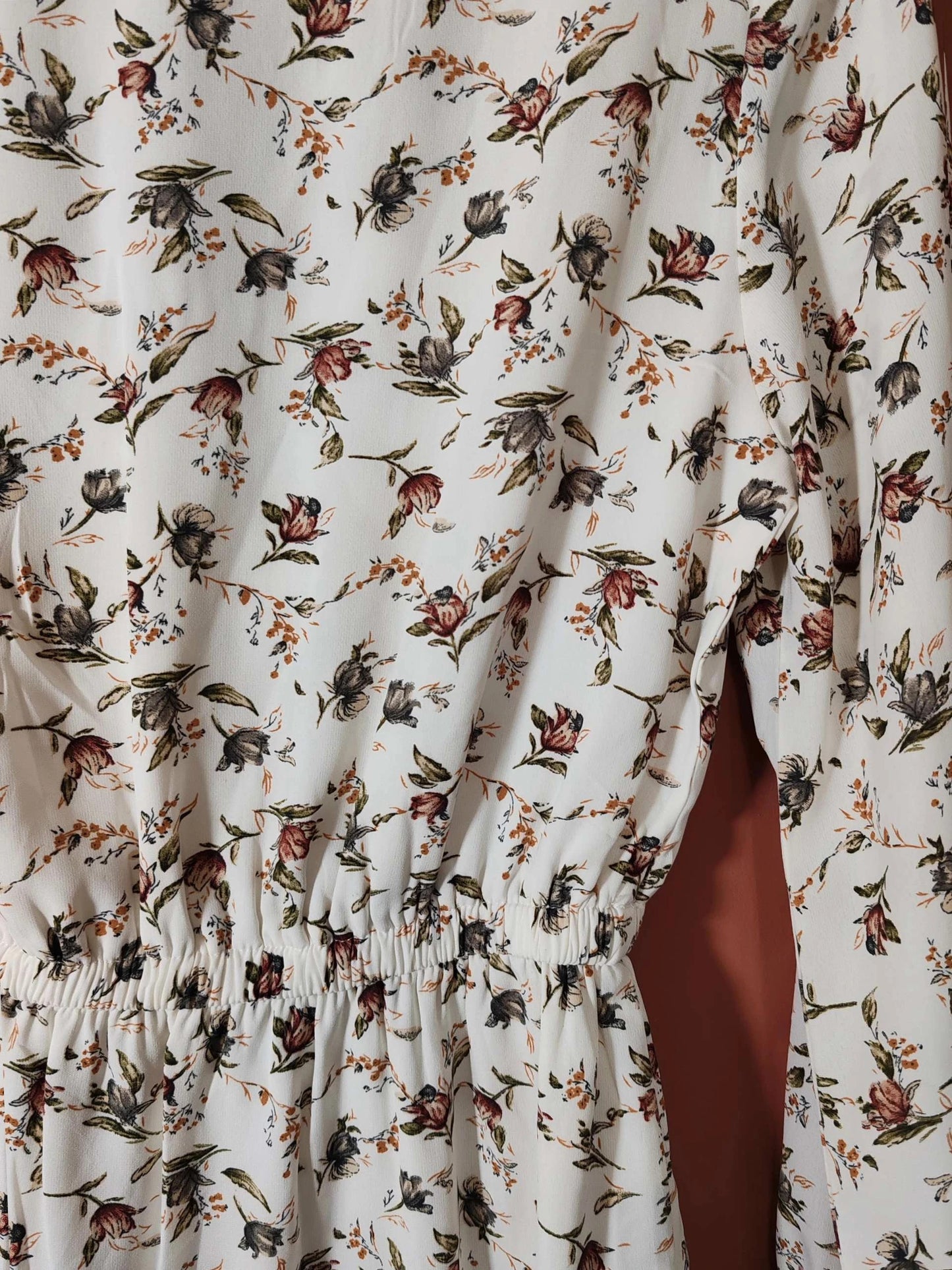 Robe fleurie blanche taille S