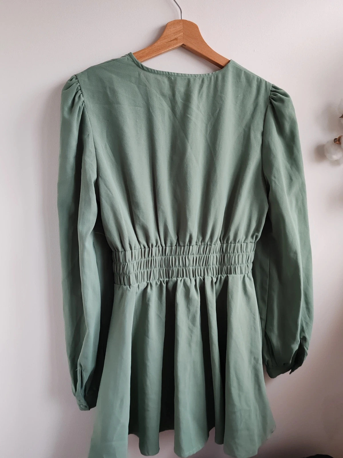 Robe verte courte taille M
