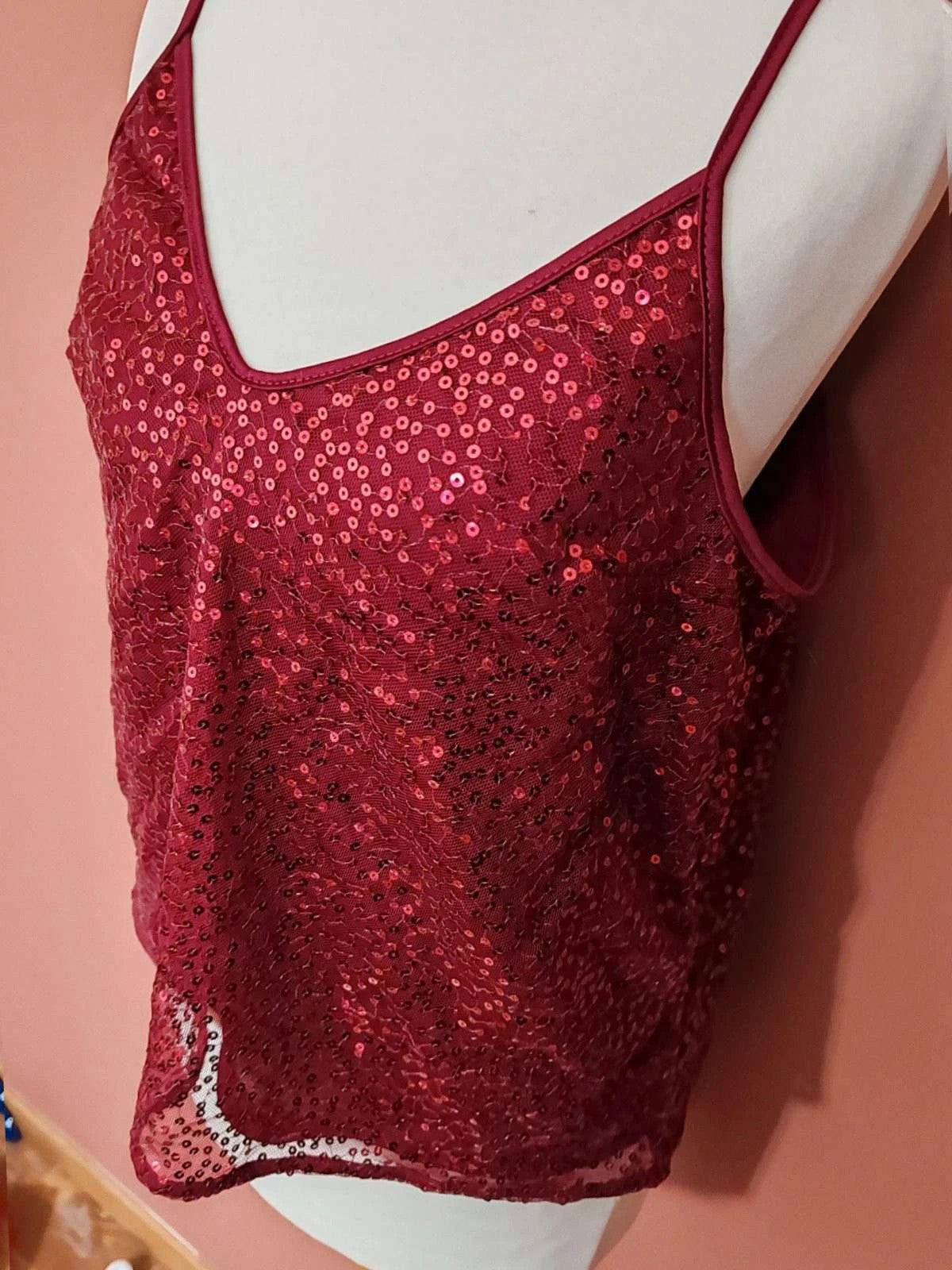Top sequins bordeaux