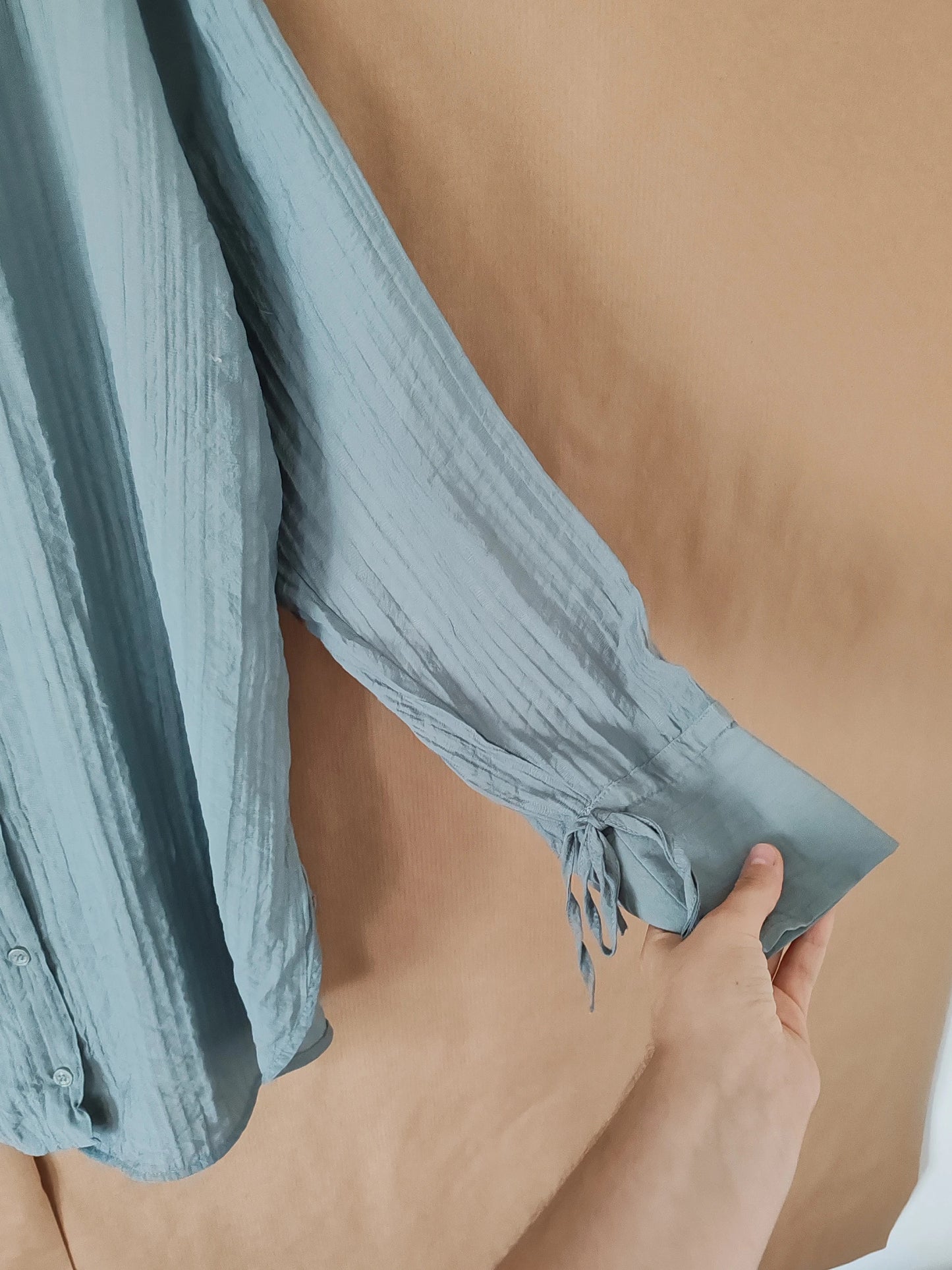 Blouse ouverte dos Zara