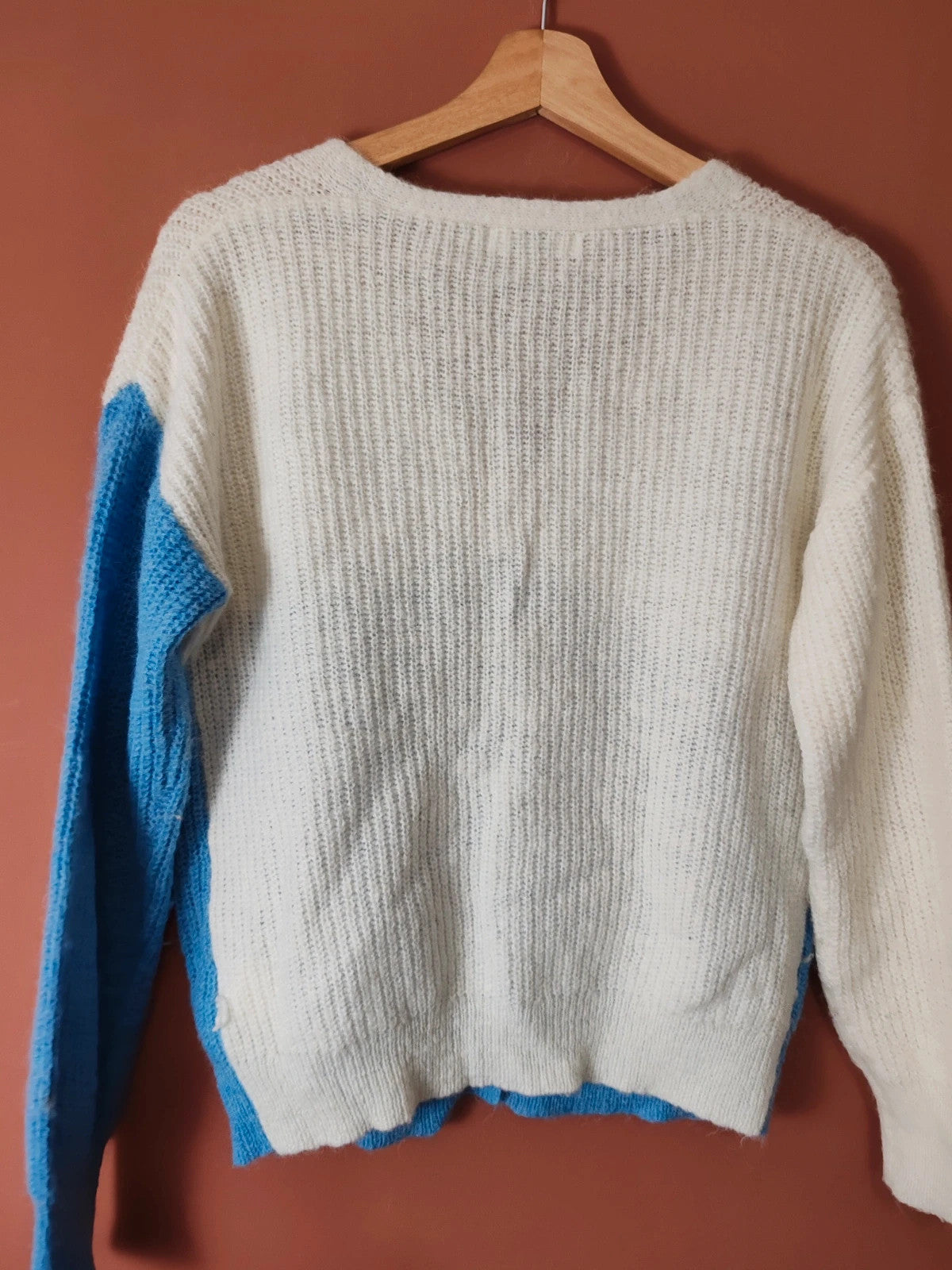 Cardigan blanc et bleu