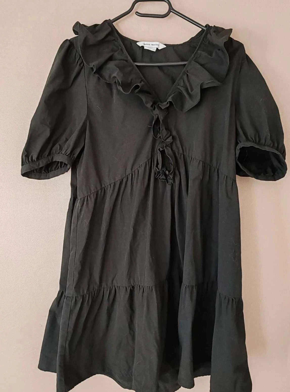 Robe volant noir
