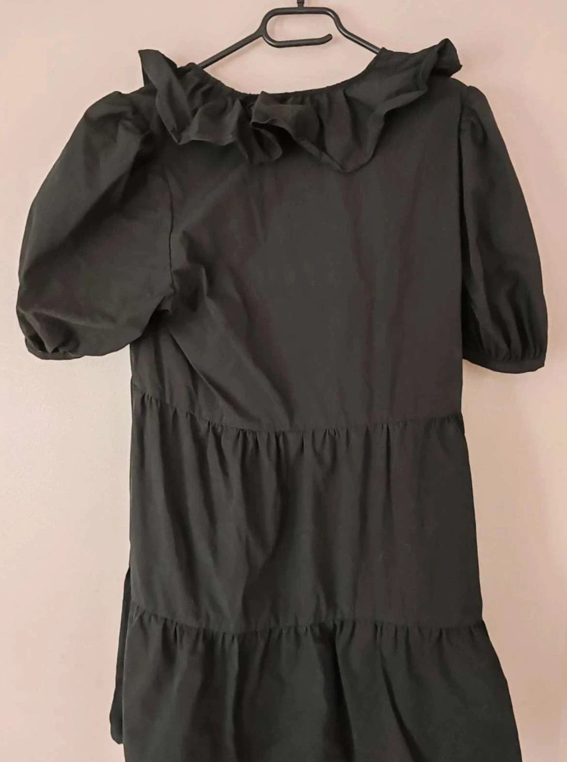 Robe volant noir
