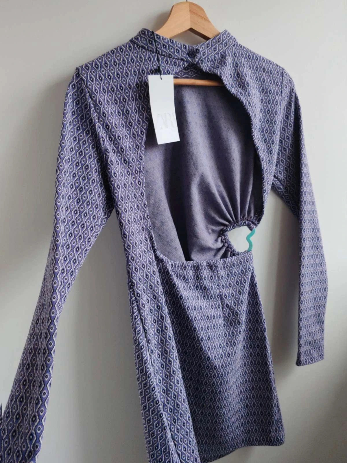 Robe dos nue zara taille S