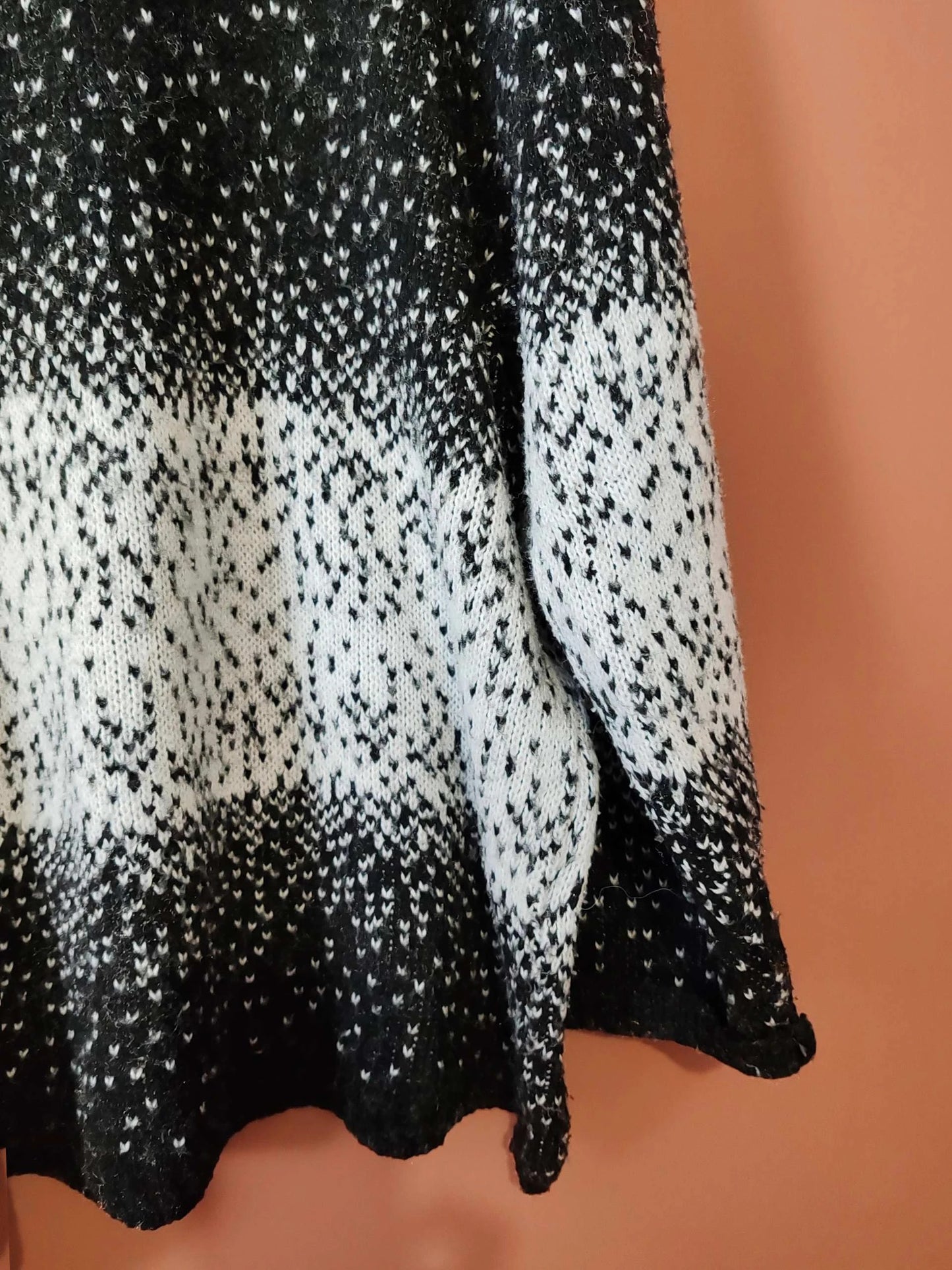 Pull chiné noir et blanc vintage