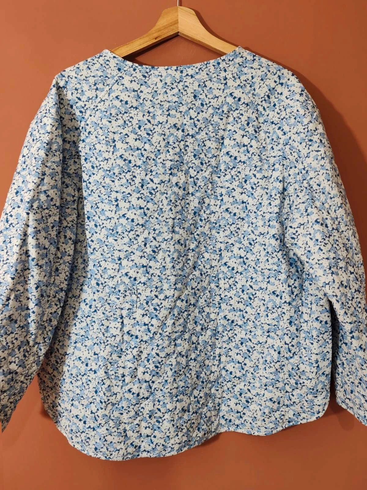 Veste matelassée fleurie taille M