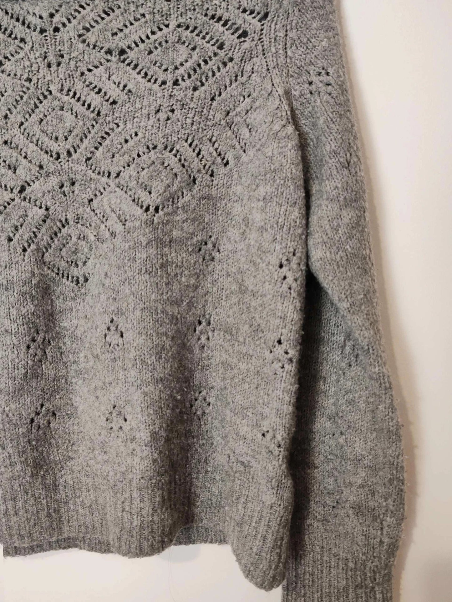 Pull gris ajouré taille S
