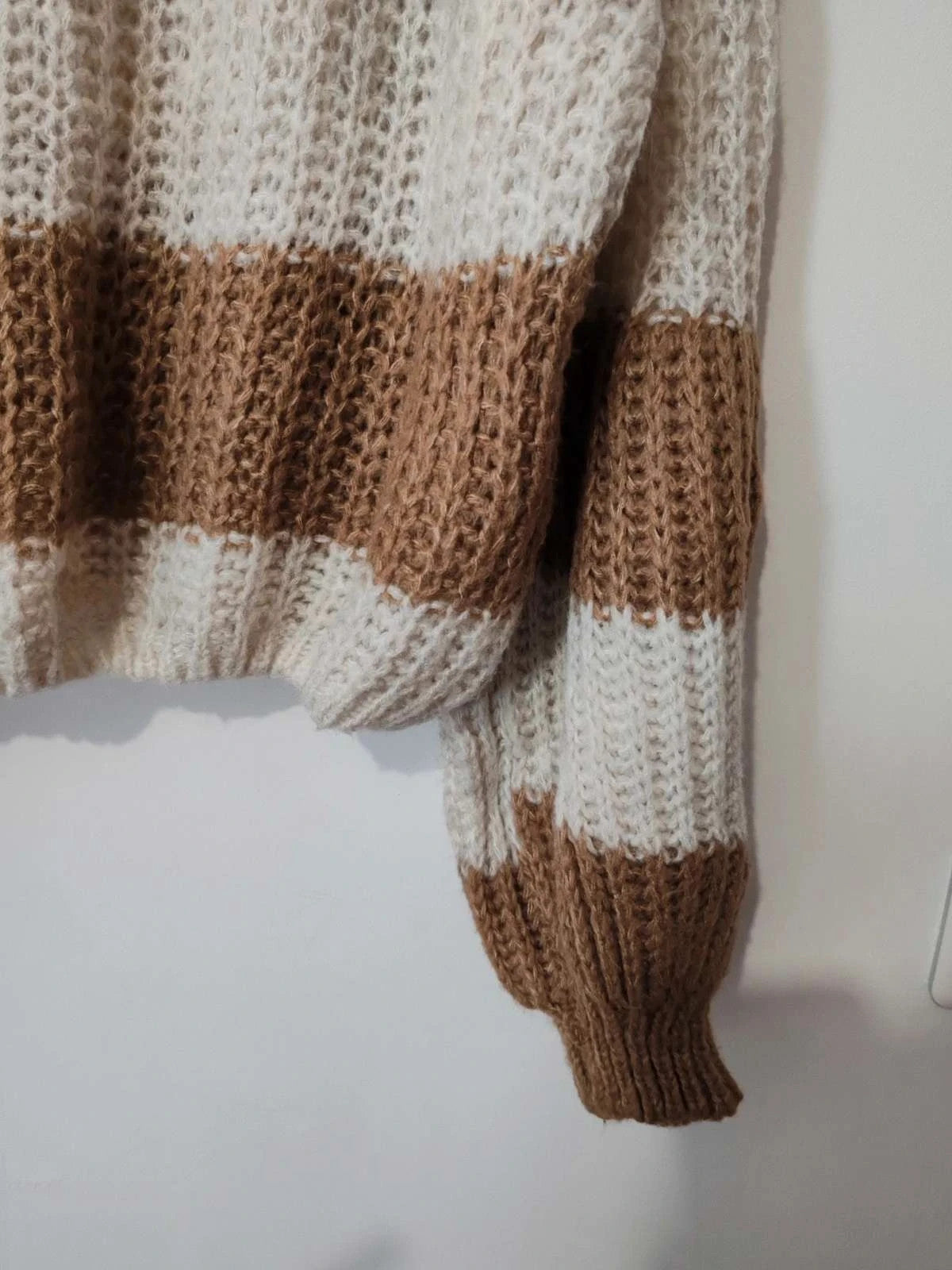 Pull rayures beige et blanc