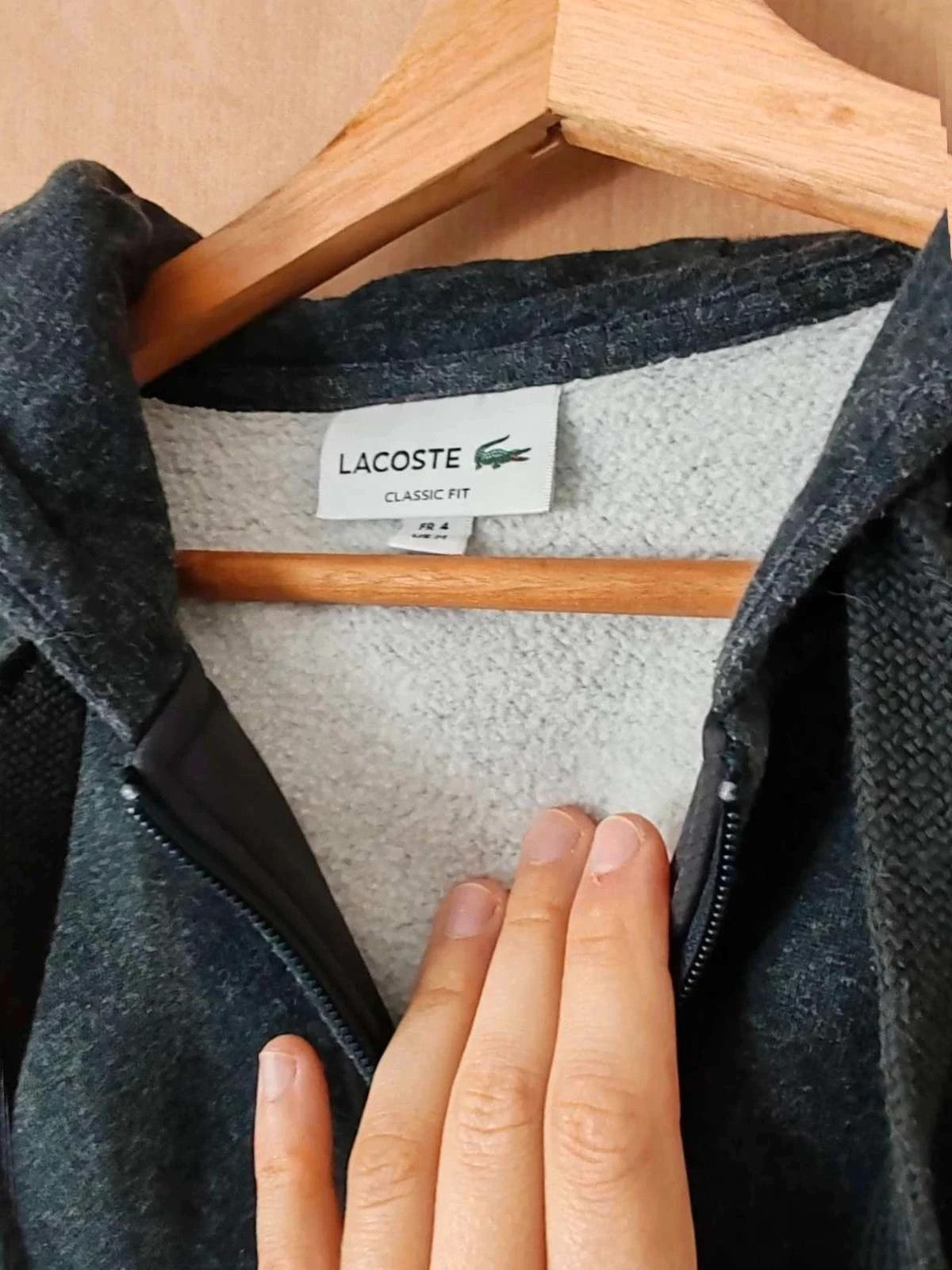 Sweat capuche Lacoste gris