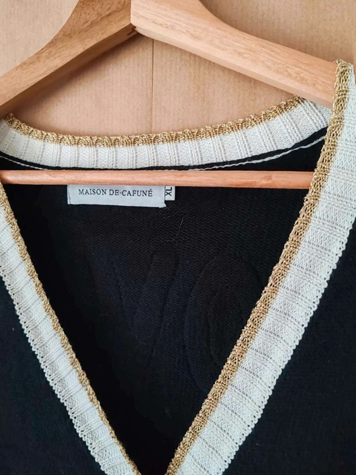 Gilet long broderie dos
