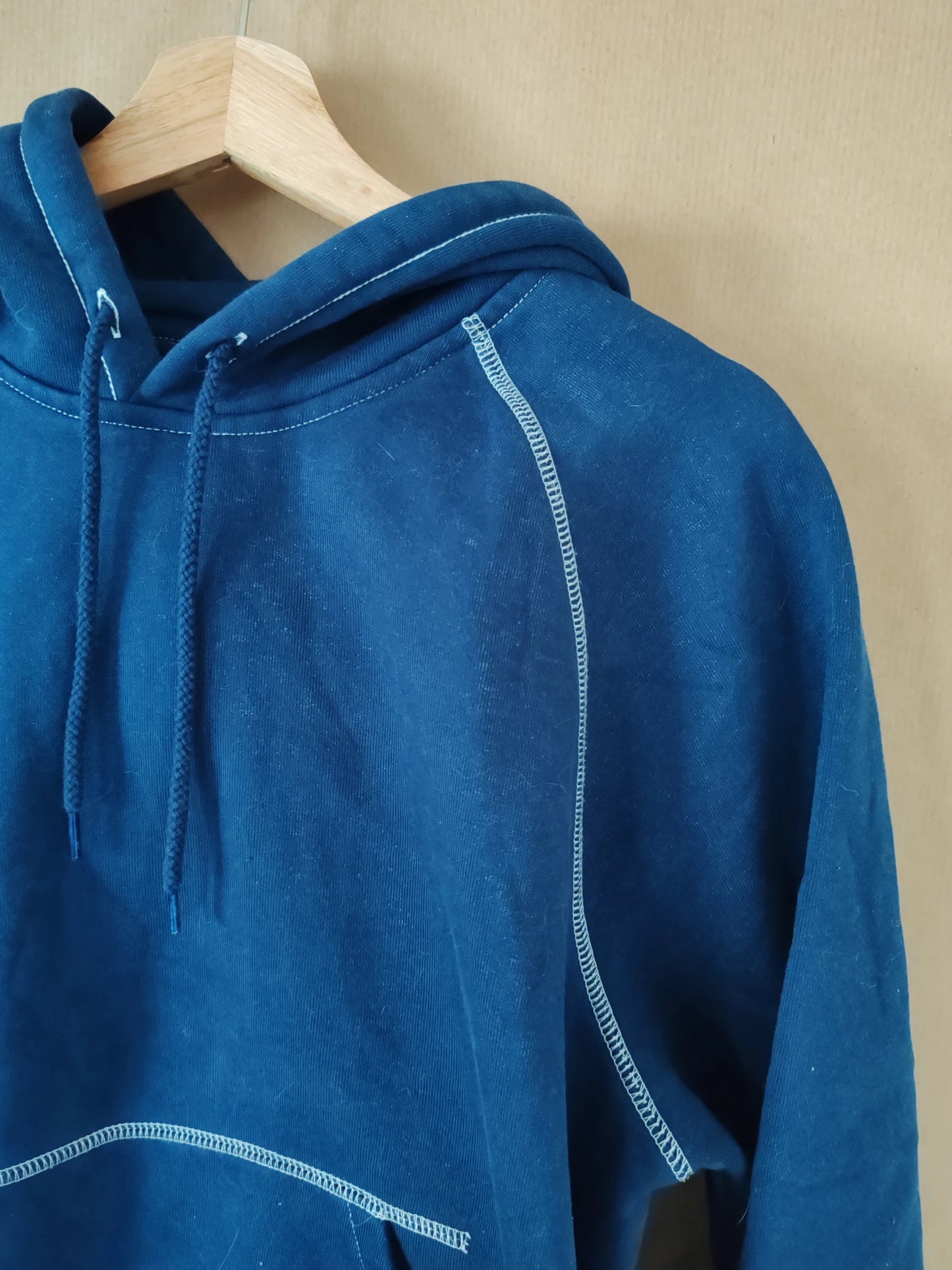 Sweat à capuche Carhartt taille M