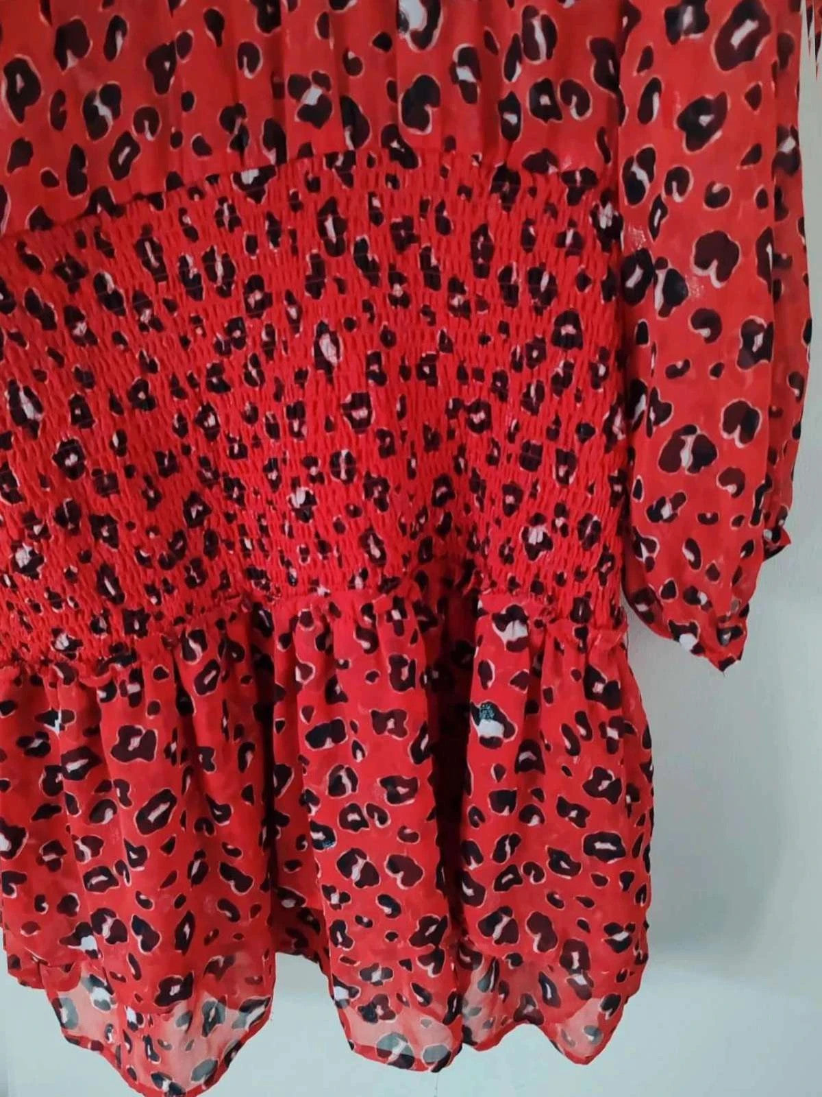 Robe léopard taille 44