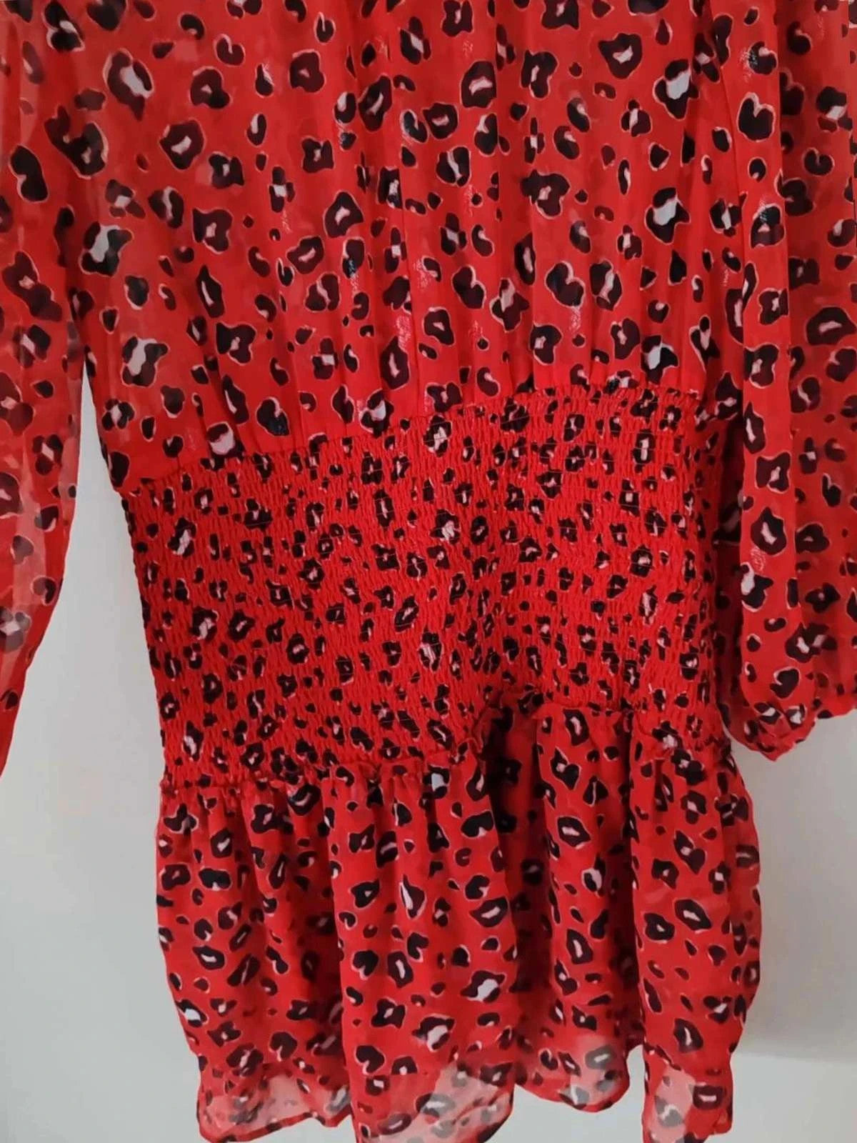 Robe léopard taille 44
