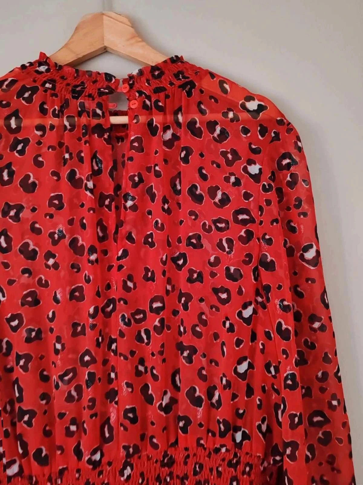 Robe léopard taille 44
