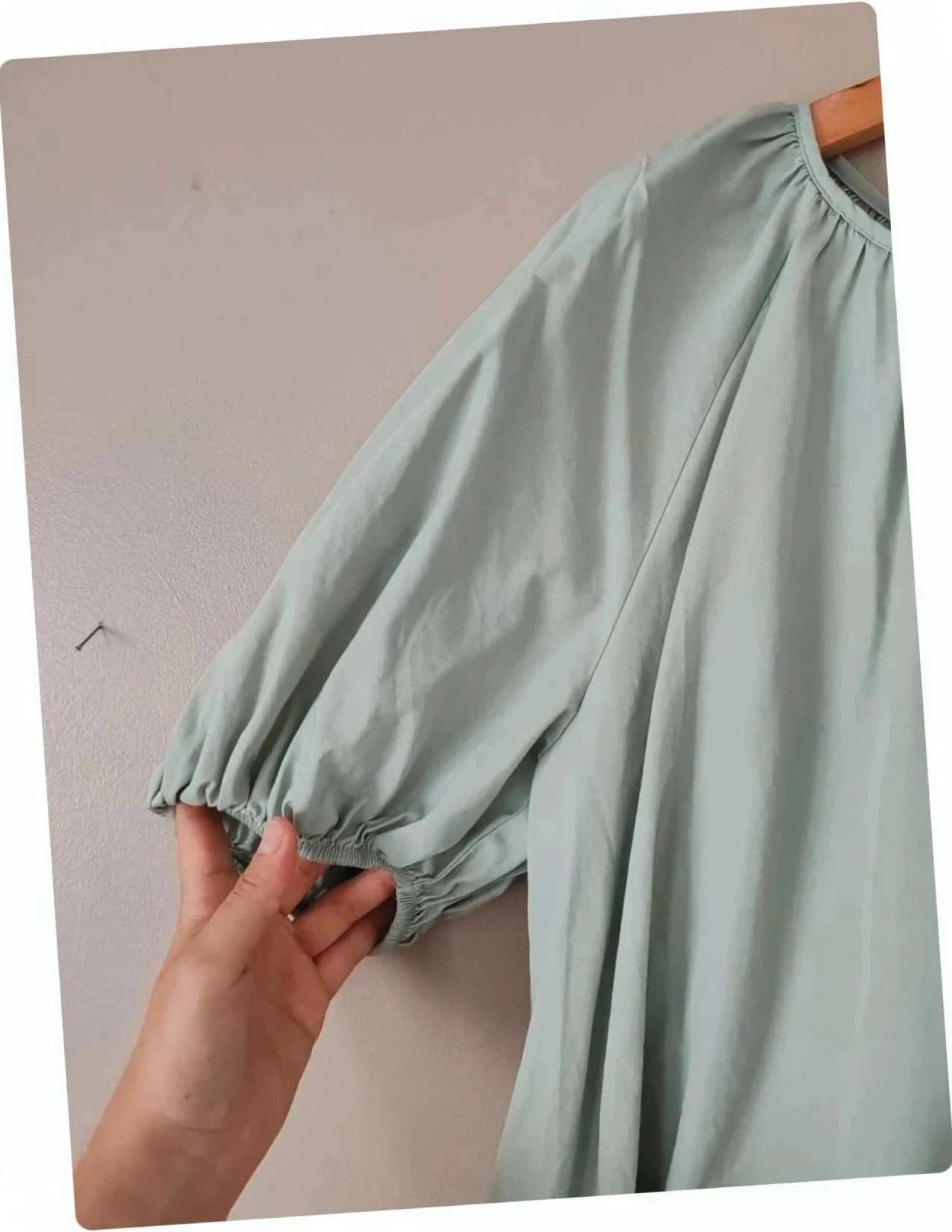 Robe boule vert amande