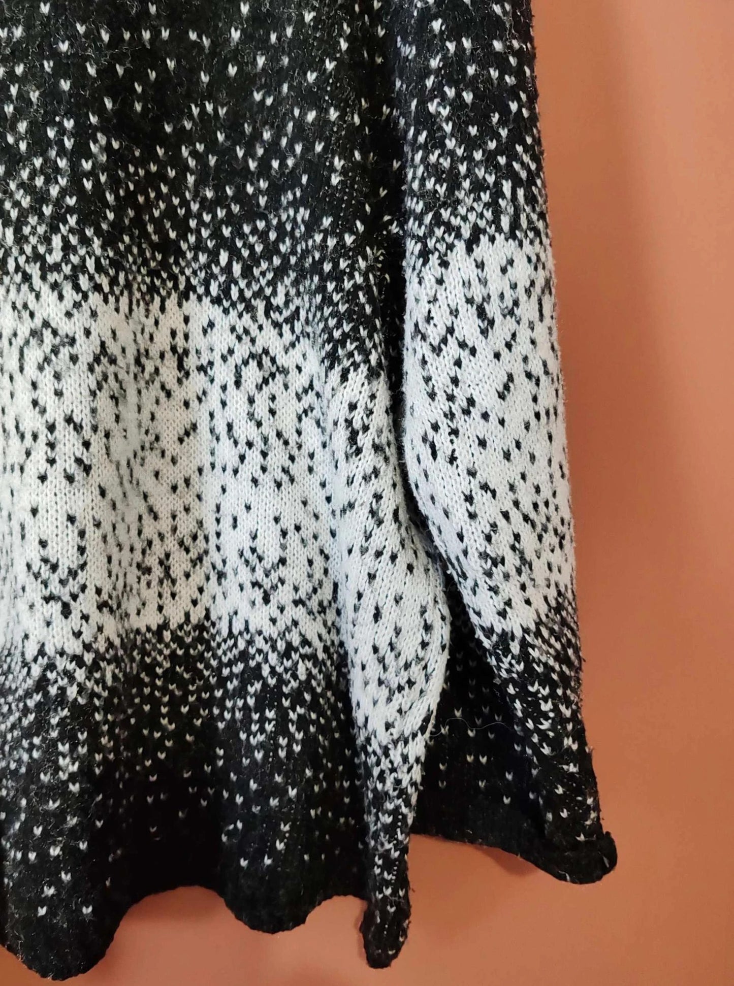 Pull chiné noir et blanc vintage