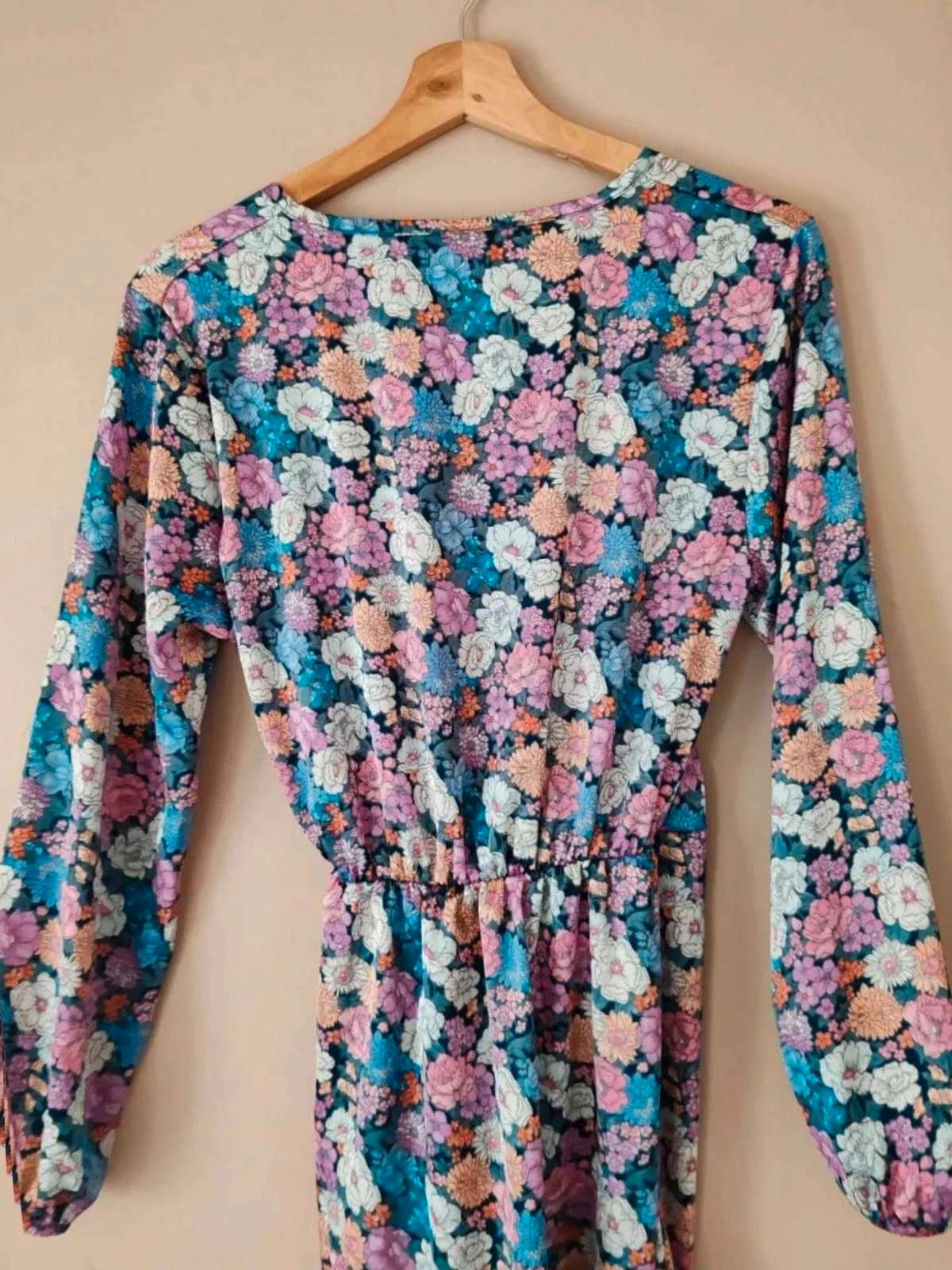 Robe croisée fleurie