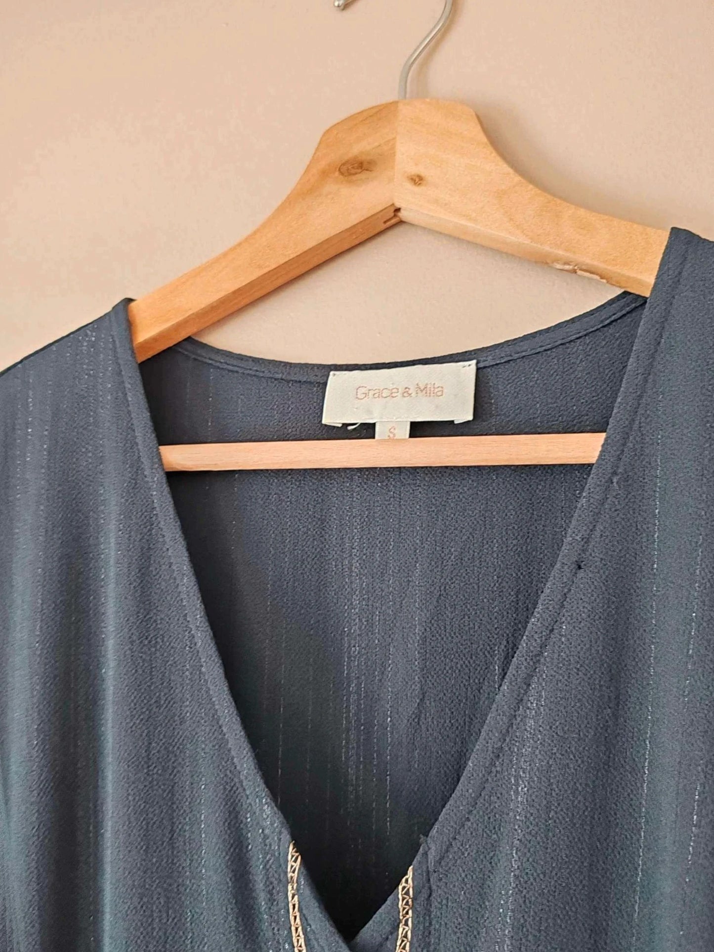 Robe midi marine plissée