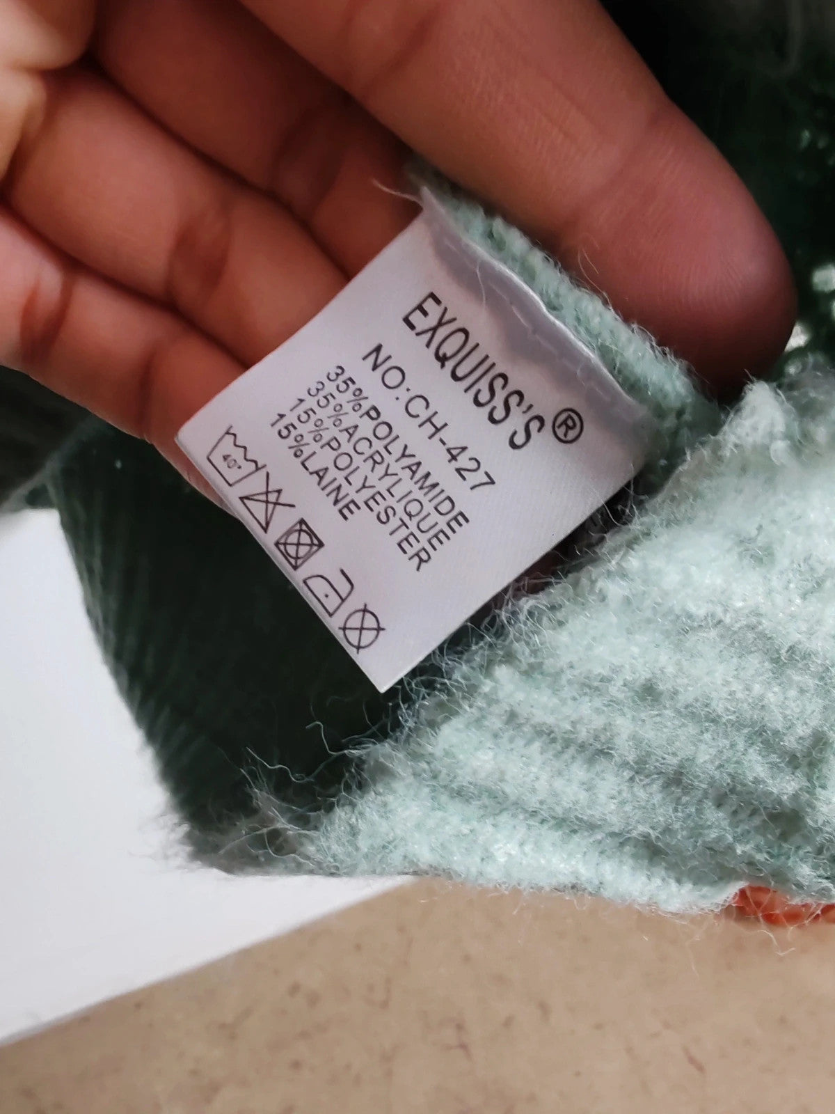 Cardigan broderies fleurs taille M/L