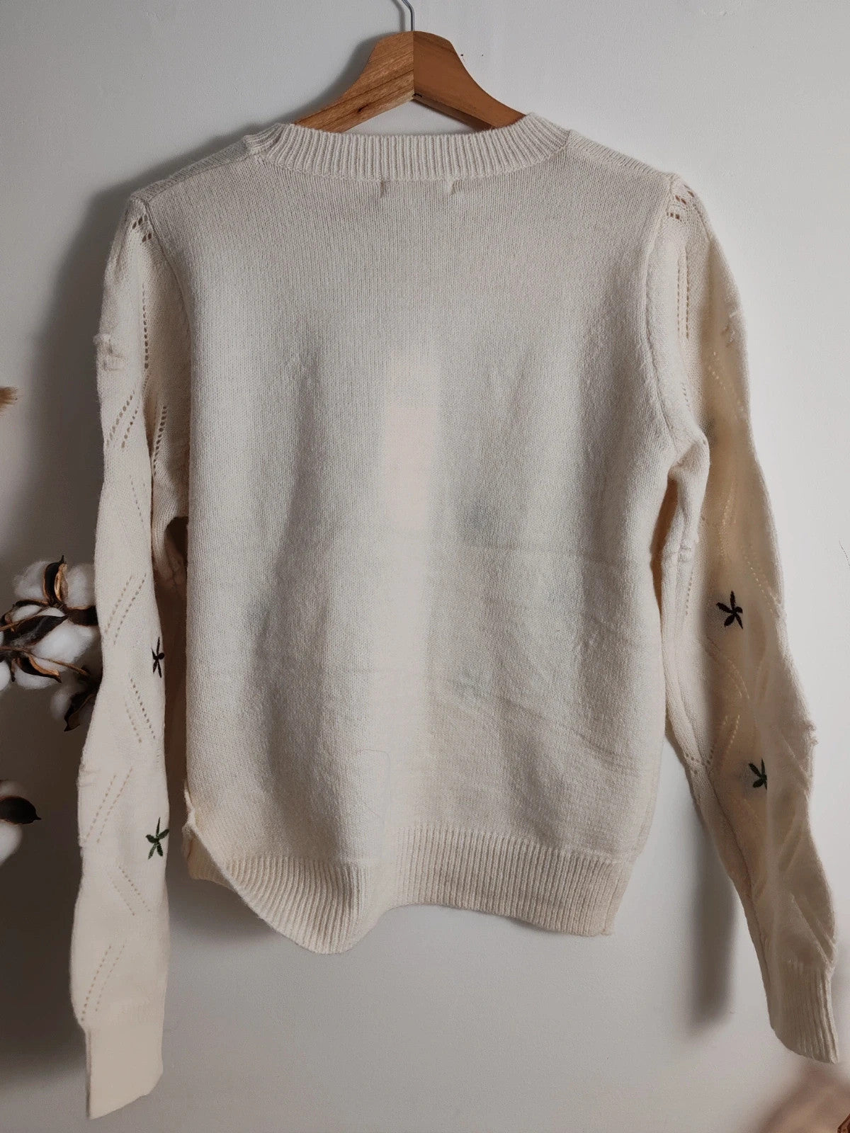 Pull broderies taille S/M