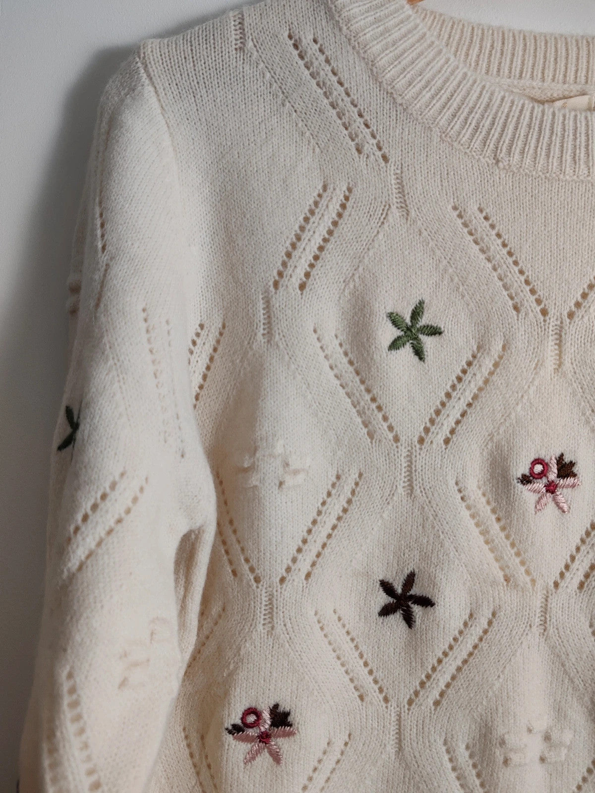 Pull broderies taille S/M
