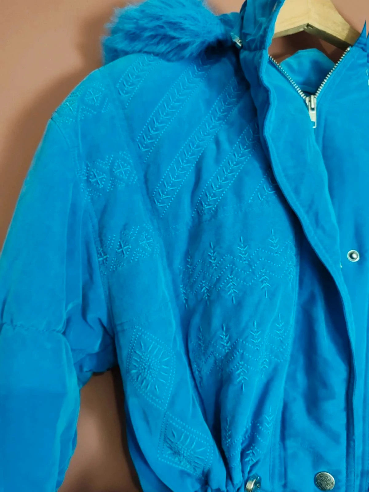 Manteau broderies bleu vintage