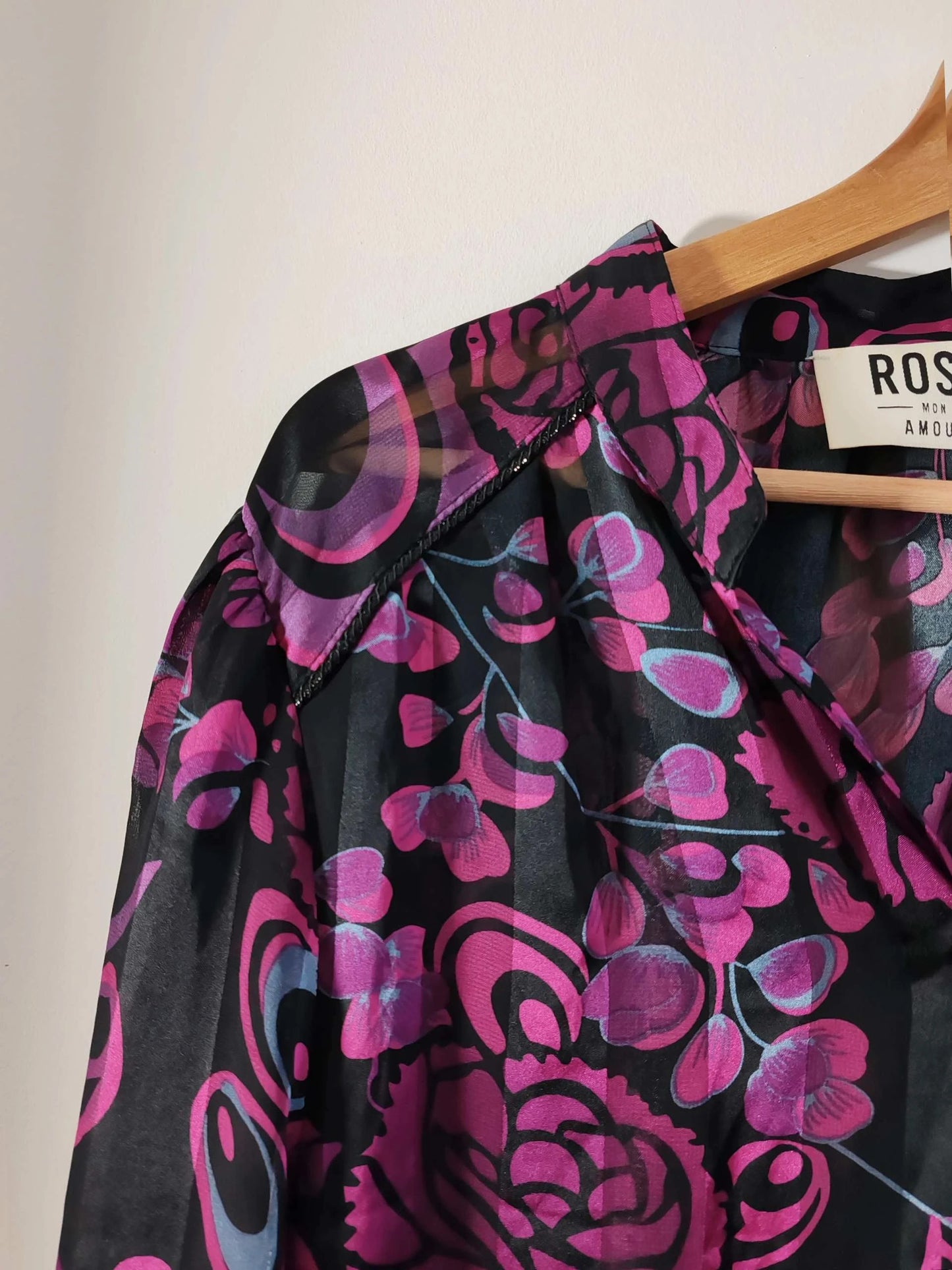 Blouse fleurie violet taille M