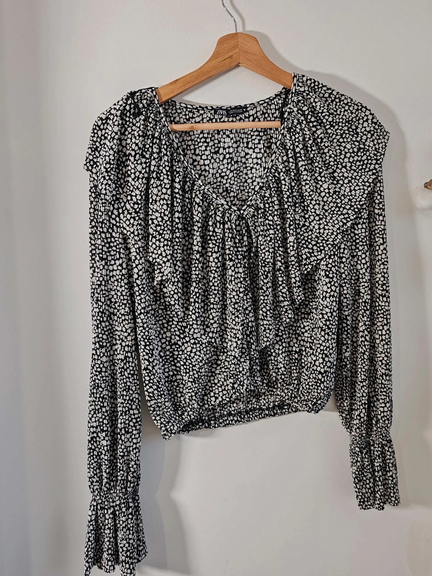 Top court motif Zara