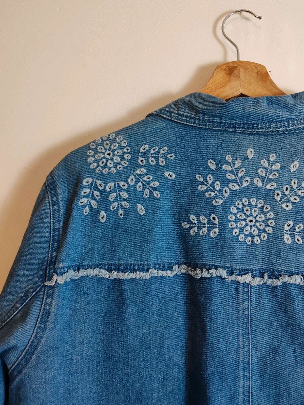 Surchemise veste jean brodée