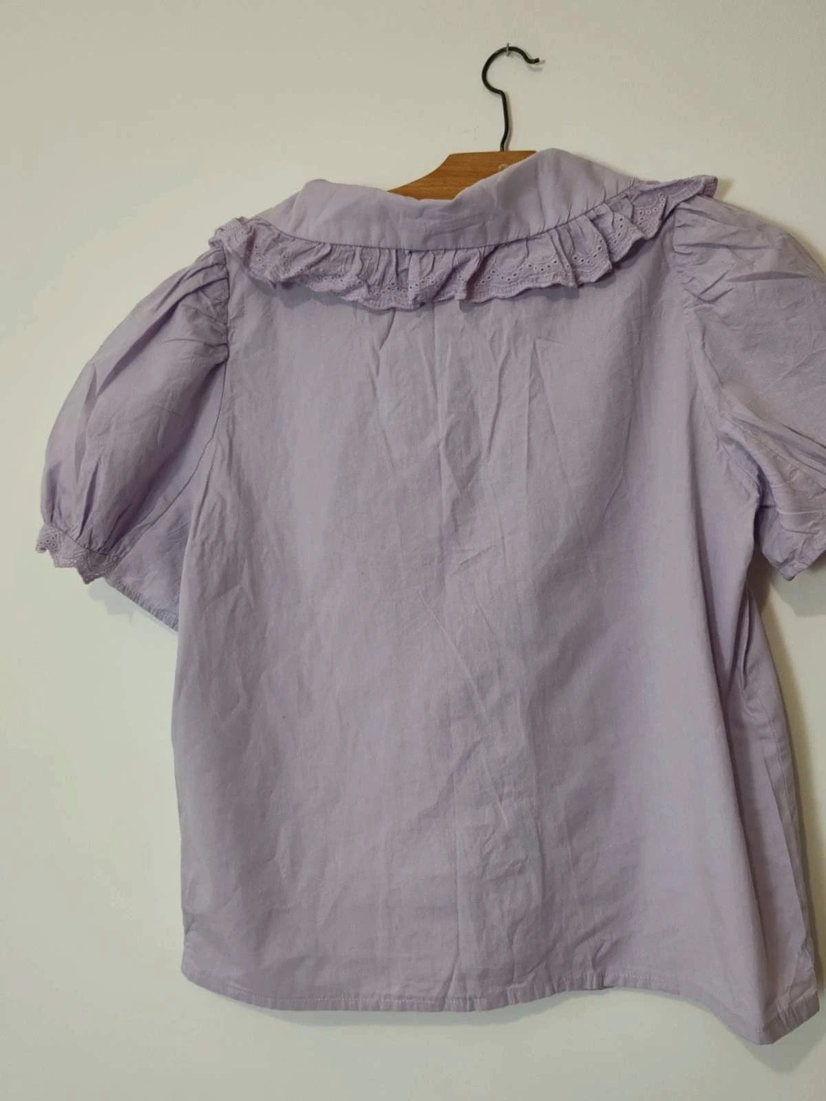 Blouse col claudine broderies mauve taille M