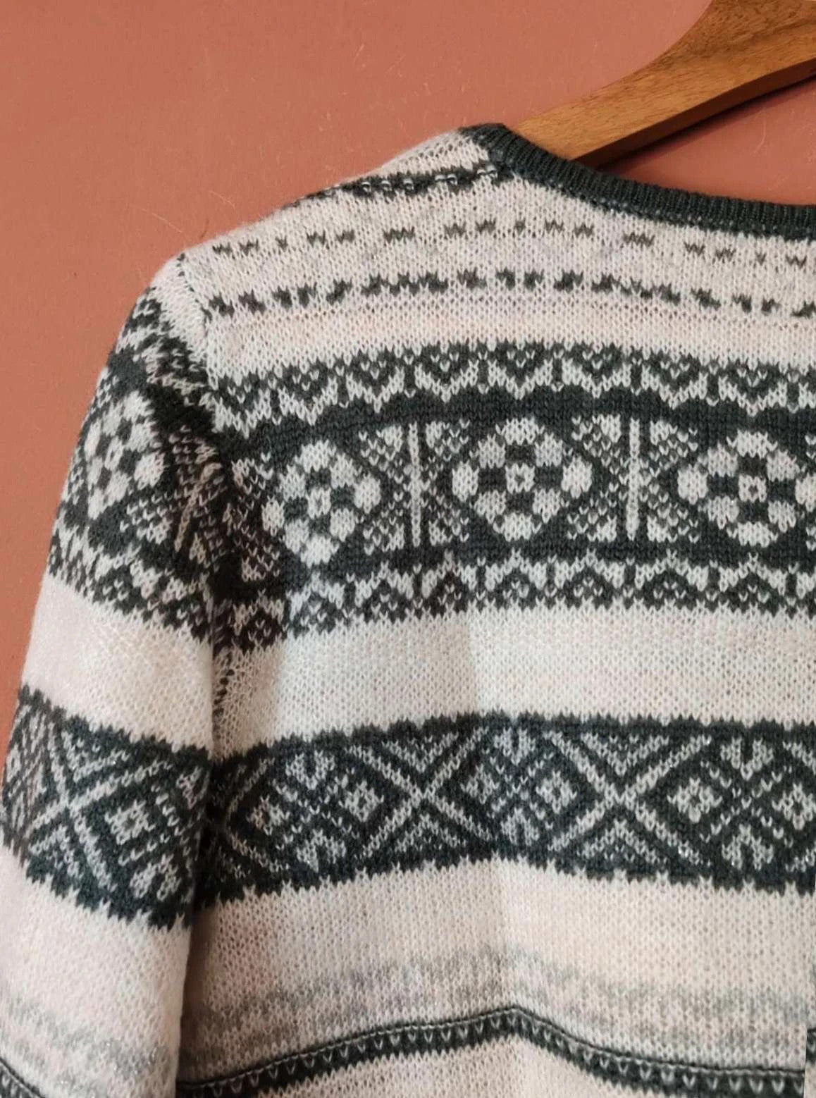Pull jacquard taille M/L