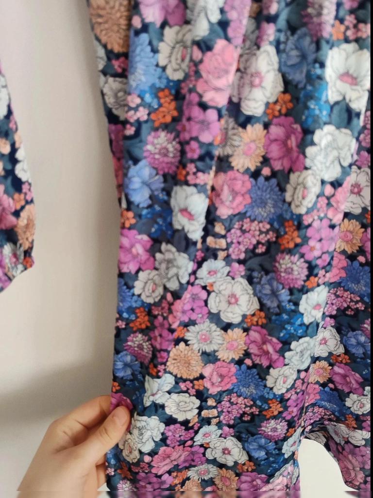 Robe croisée fleurie