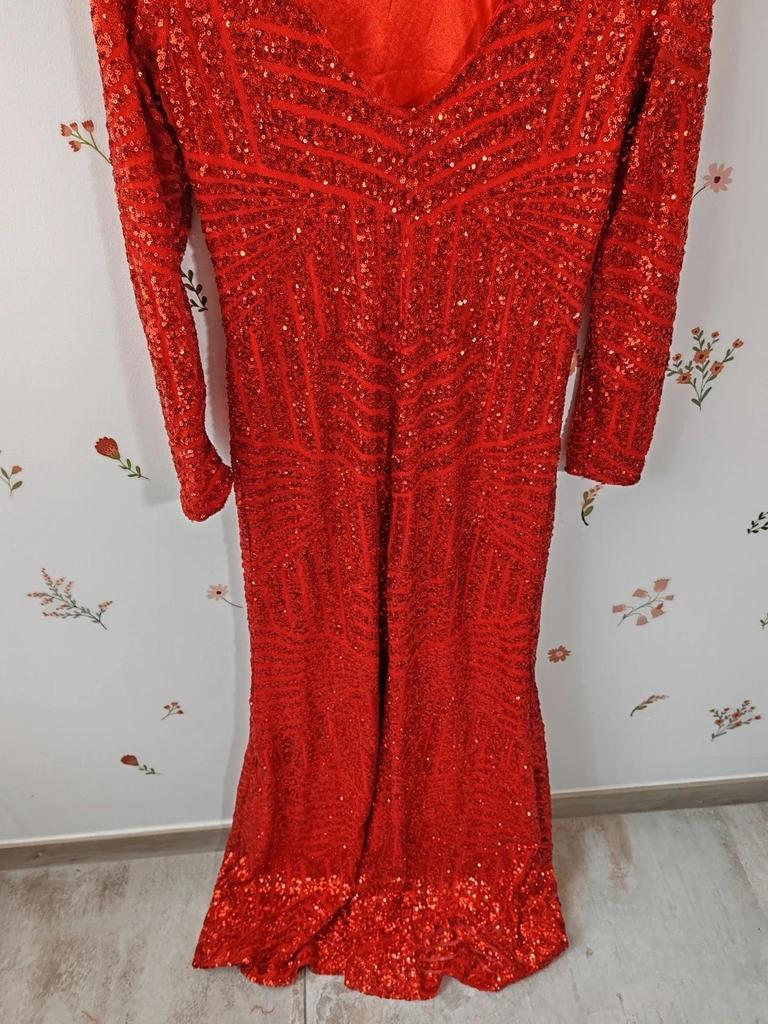 Robe de soirée seuqins rouge taille 38/40