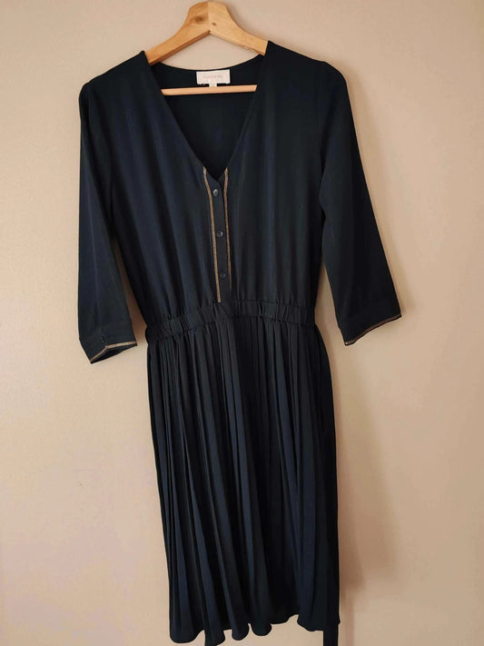 Robe midi marine plissée