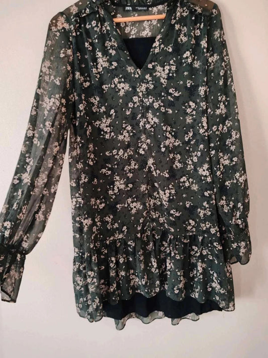 Robe fleurie Zara taille XS