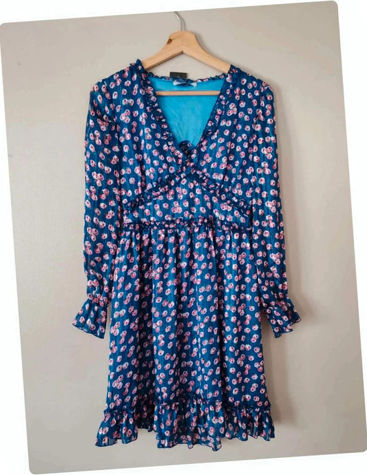 Robe dos nue fleurie