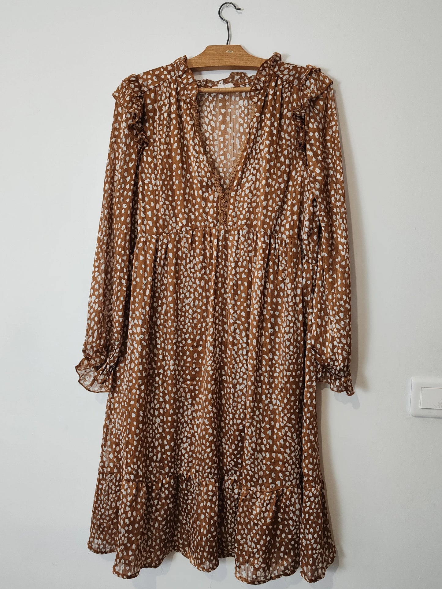 Robe marron tacheté