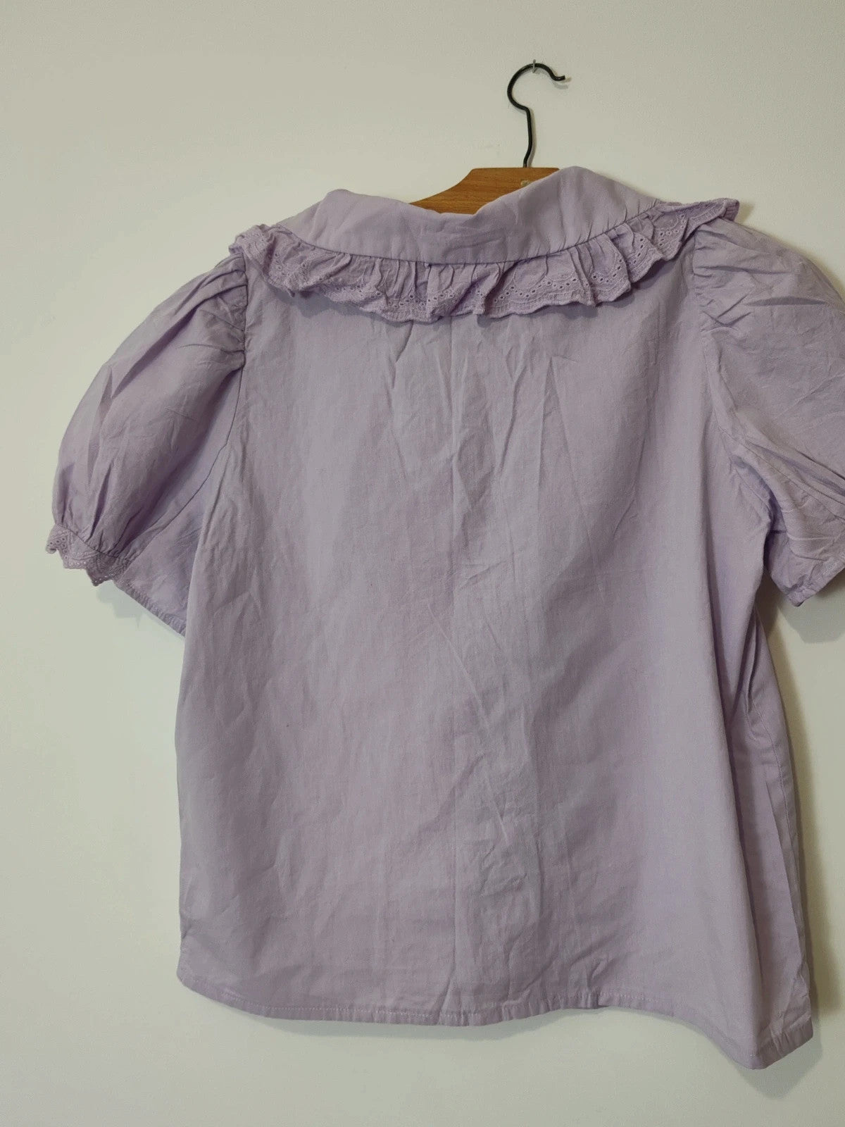 Blouse col claudine broderies mauve taille M