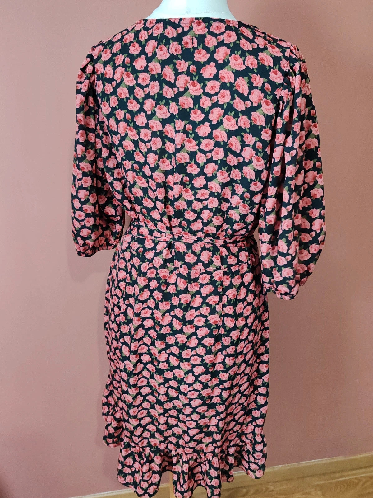 Robe cache-coeur Nasty Gal taille M