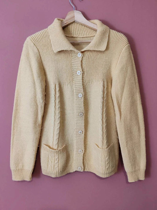 Cardigan en maille jaune