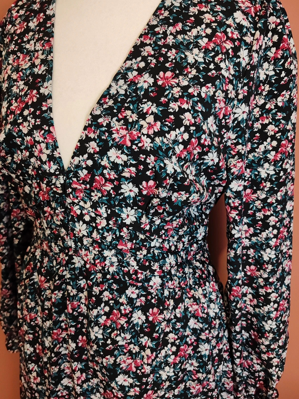 Robe cintrée florale taille S