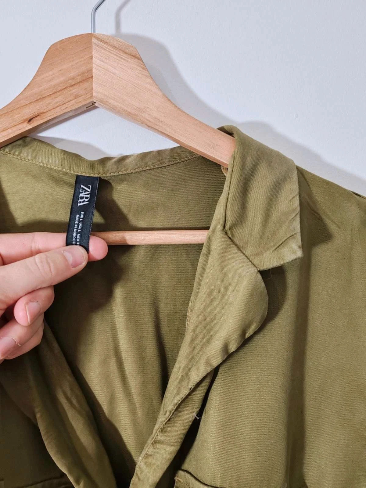 Robe  vert olive Zara