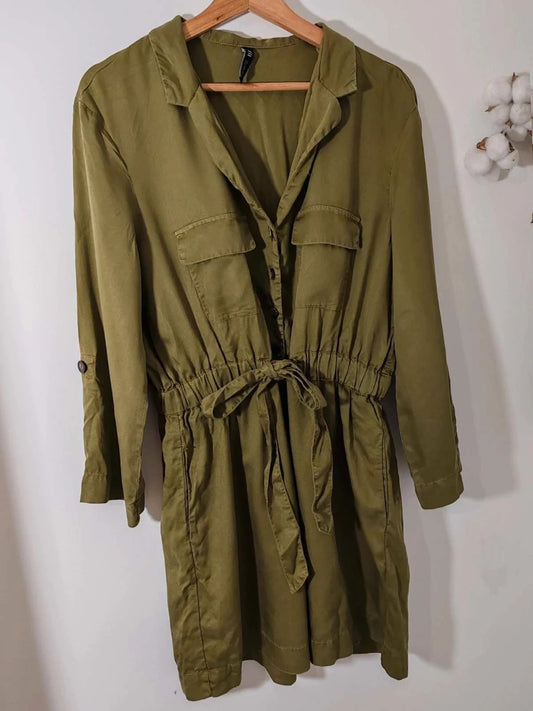 Robe  vert olive Zara