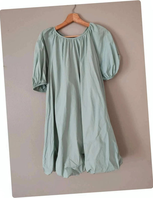 Robe  boule vert  amande