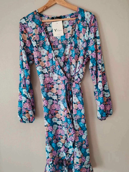 Robe croisée fleurie