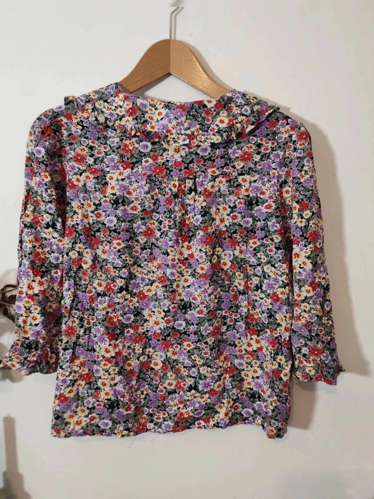 Blouse fleurie col claudine taille M/l