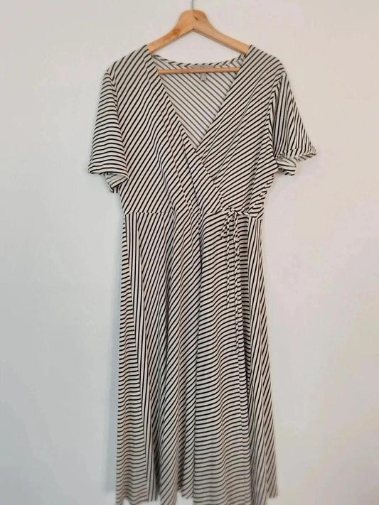 Robe midi rayée taille L