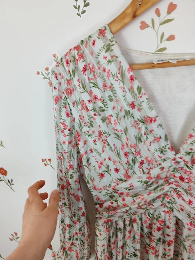 Robe fleuri blanc taille M
